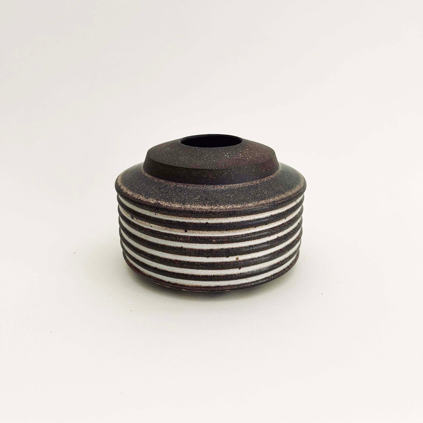 Cylindrical Ribbed Vase in Mocha Cream