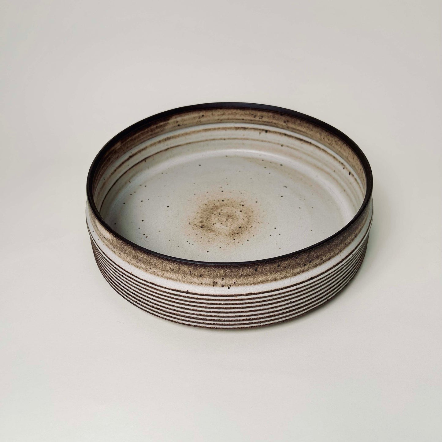Low Profile, 10" Textured Serving Bowl in Mocha Cream