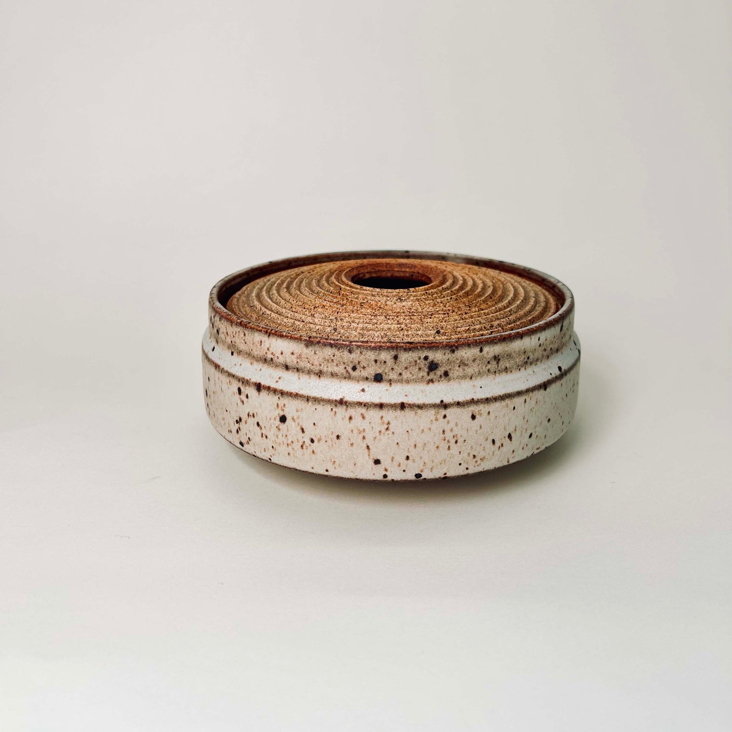 Wide, Textured Lidded Vessel in Mocha White