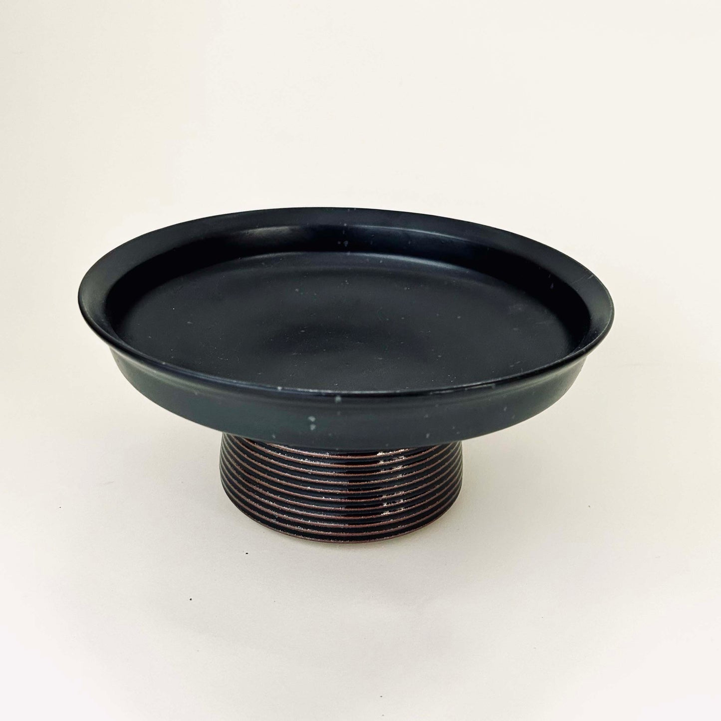 Wide Pedestal Bowl in Black