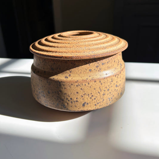 Wide Vessel w/ Ribbed Lid in Yellow Salt