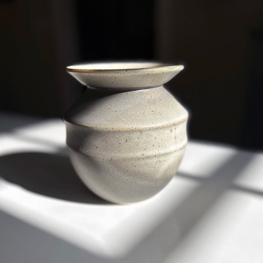 Bud Vase in Gray White