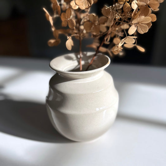 Bud Vase in Warm White