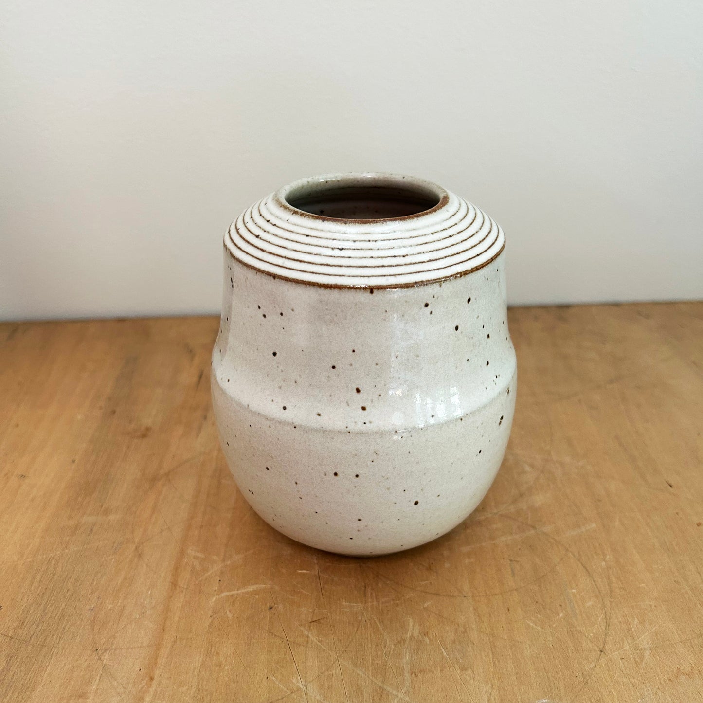 Vase in Warm White