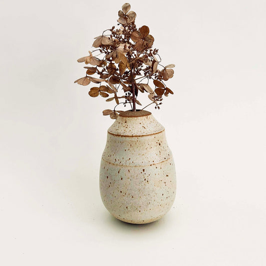 Vase in Cotton White, No.1