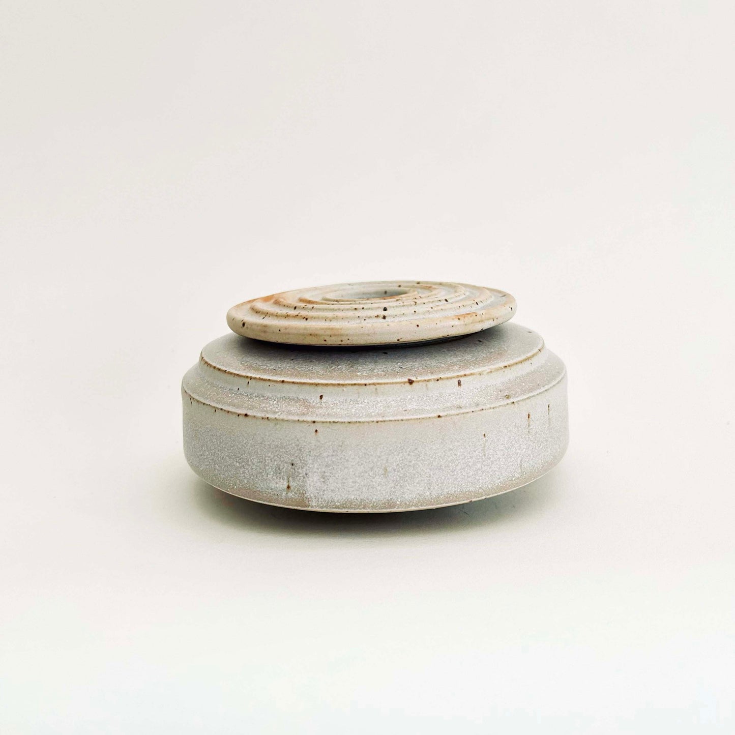 Angular Vessel w/ Ribbed Textured Lid in Cotton White