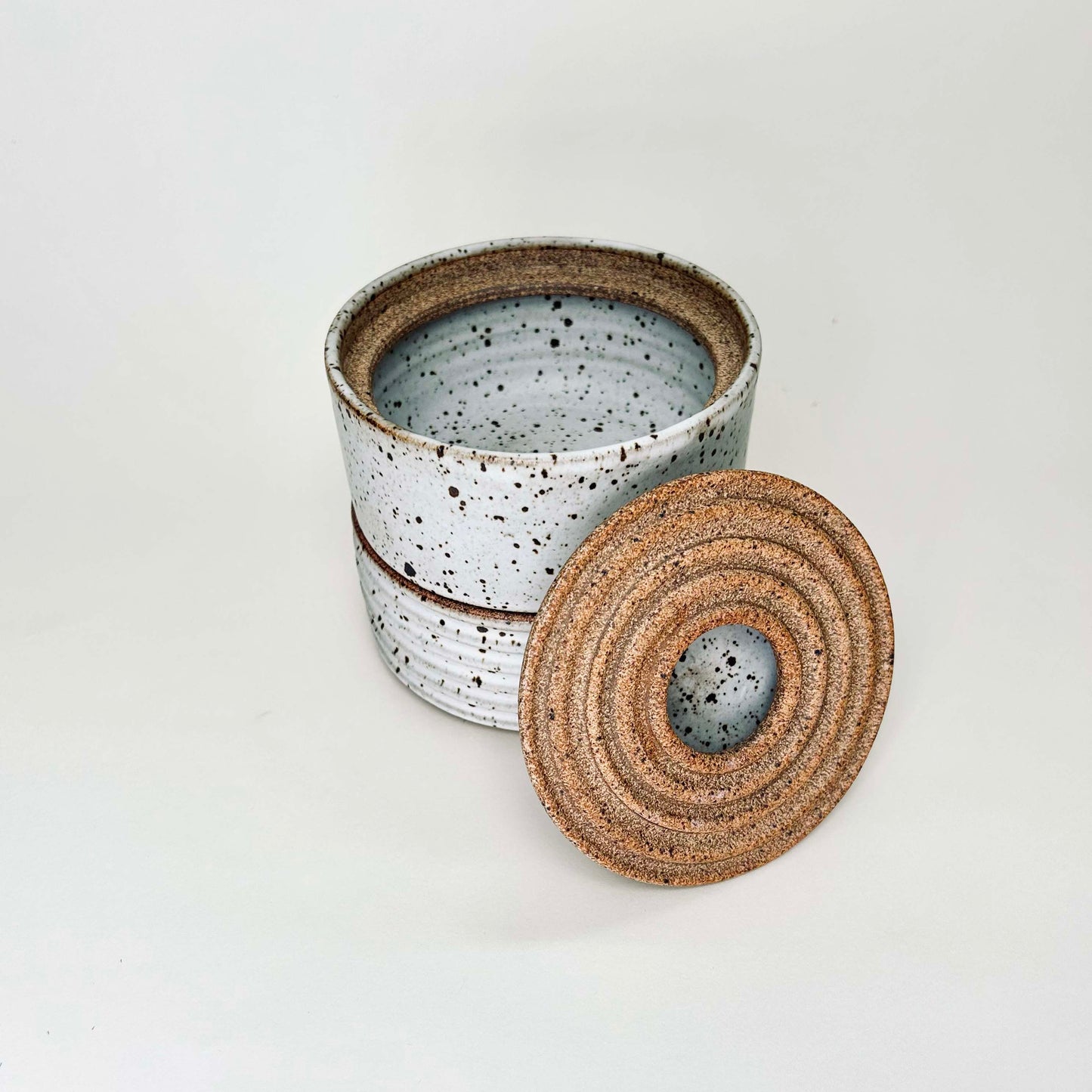 Two-Tiered Cylindrical Ribbed Lidded Container in Matte White