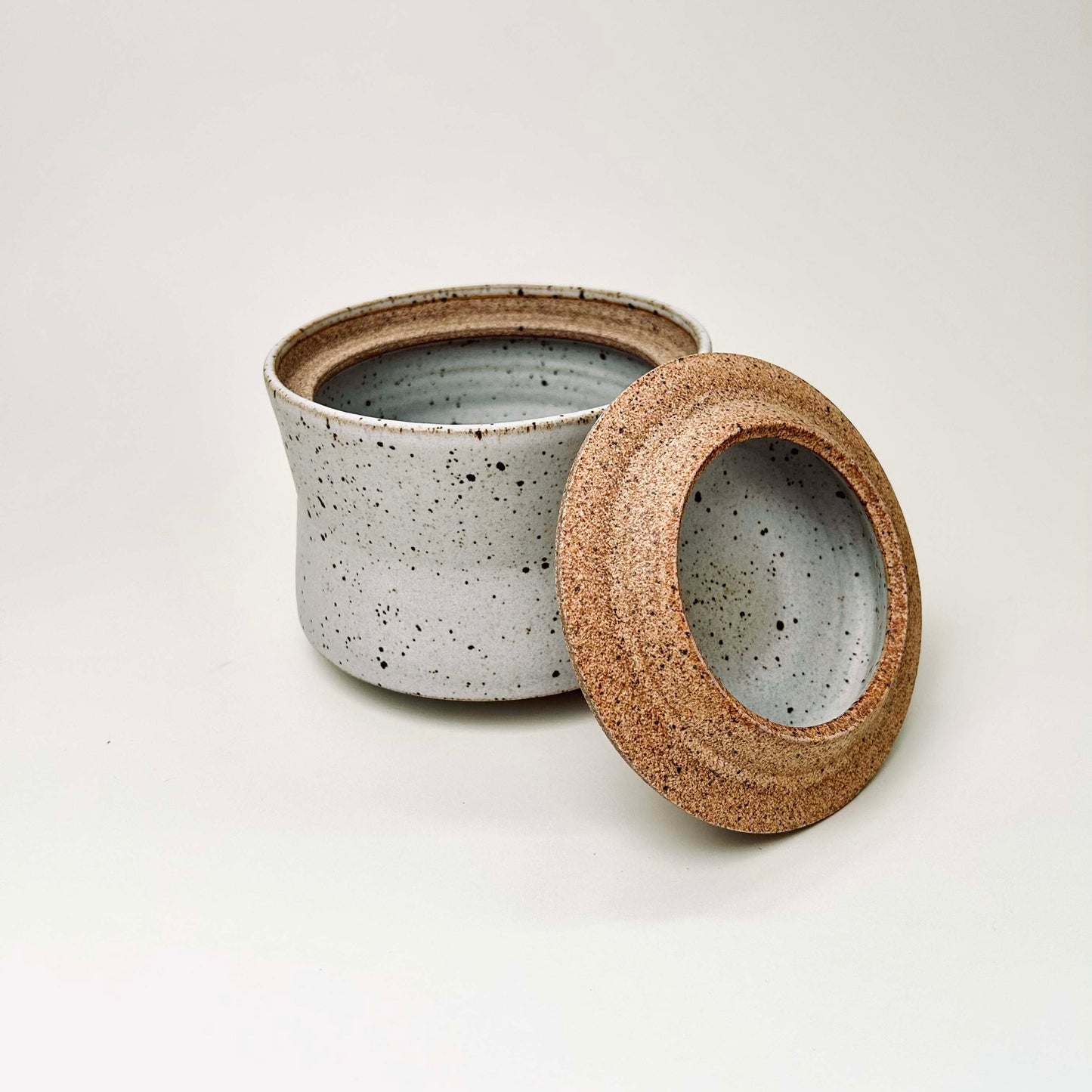 Wide, Angular Lidded Vessel in White