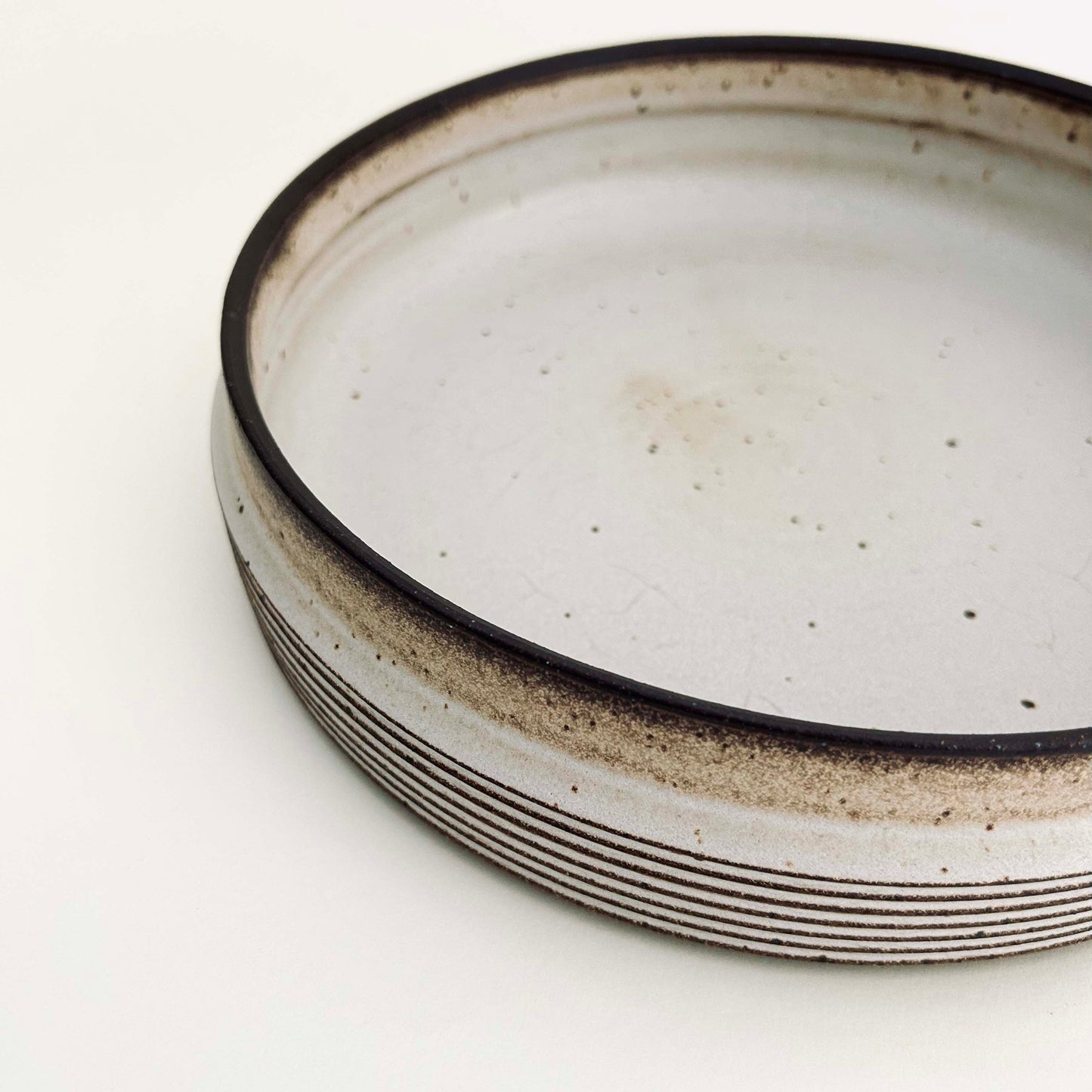 Low Profile, 10" Textured Serving Bowl in Mocha Creme