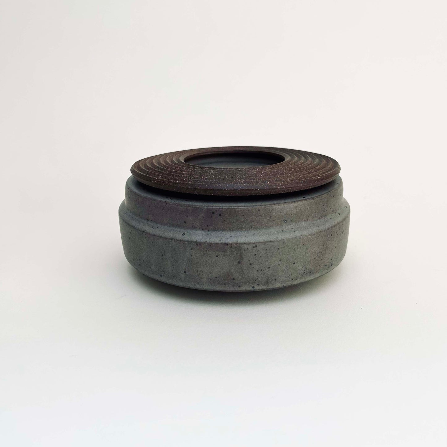 Wide, Cylindrical Lidded Vessel in Greige