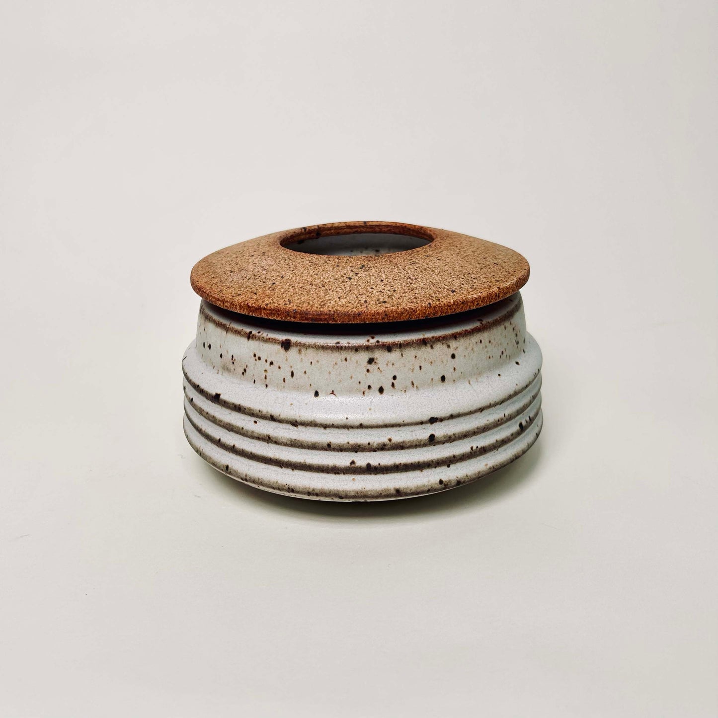 Ribbed Cylindrical Lidded Vessel in Matte White