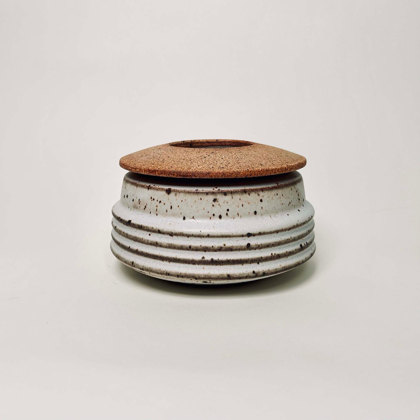 Ribbed Cylindrical Lidded Vessel in Matte White