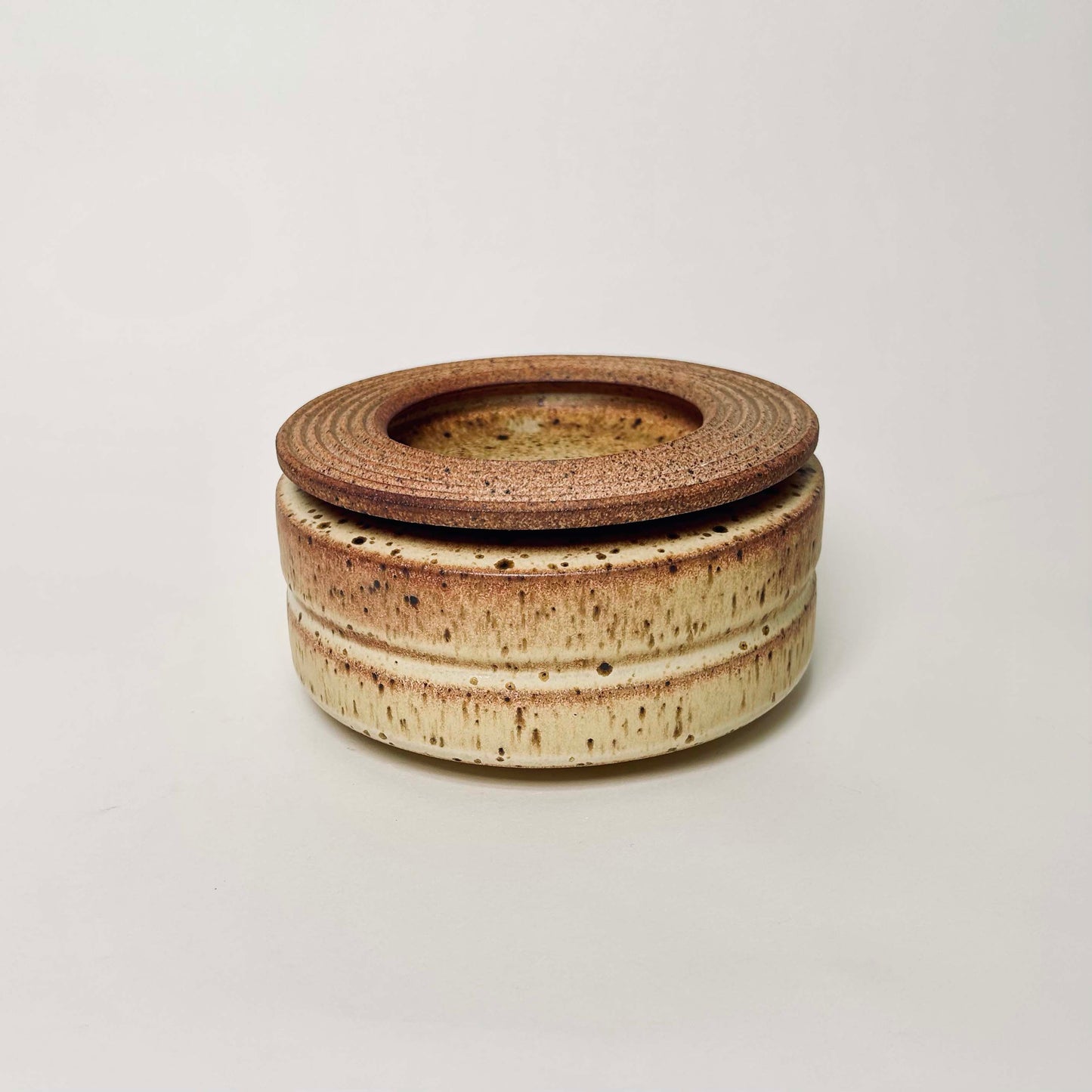 Wide, Cylindrical Vessel w/ Linear Textured Lid in Yellow Salt