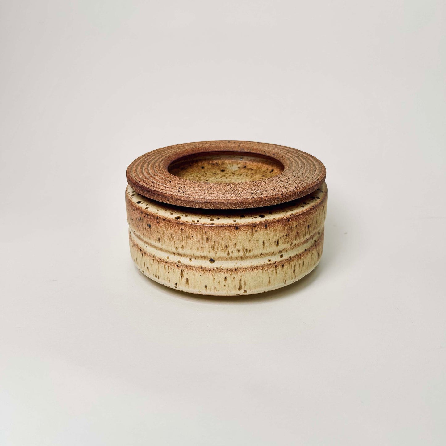 Wide, Cylindrical Vessel w/ Linear Textured Lid in Yellow Salt