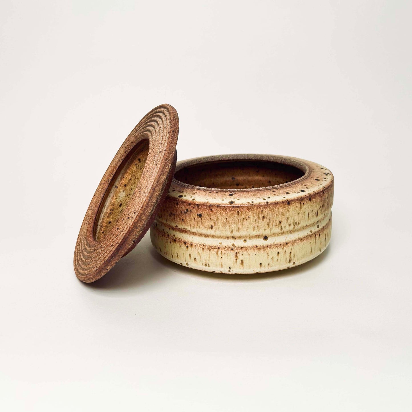 Wide, Cylindrical Vessel w/ Linear Textured Lid in Yellow Salt