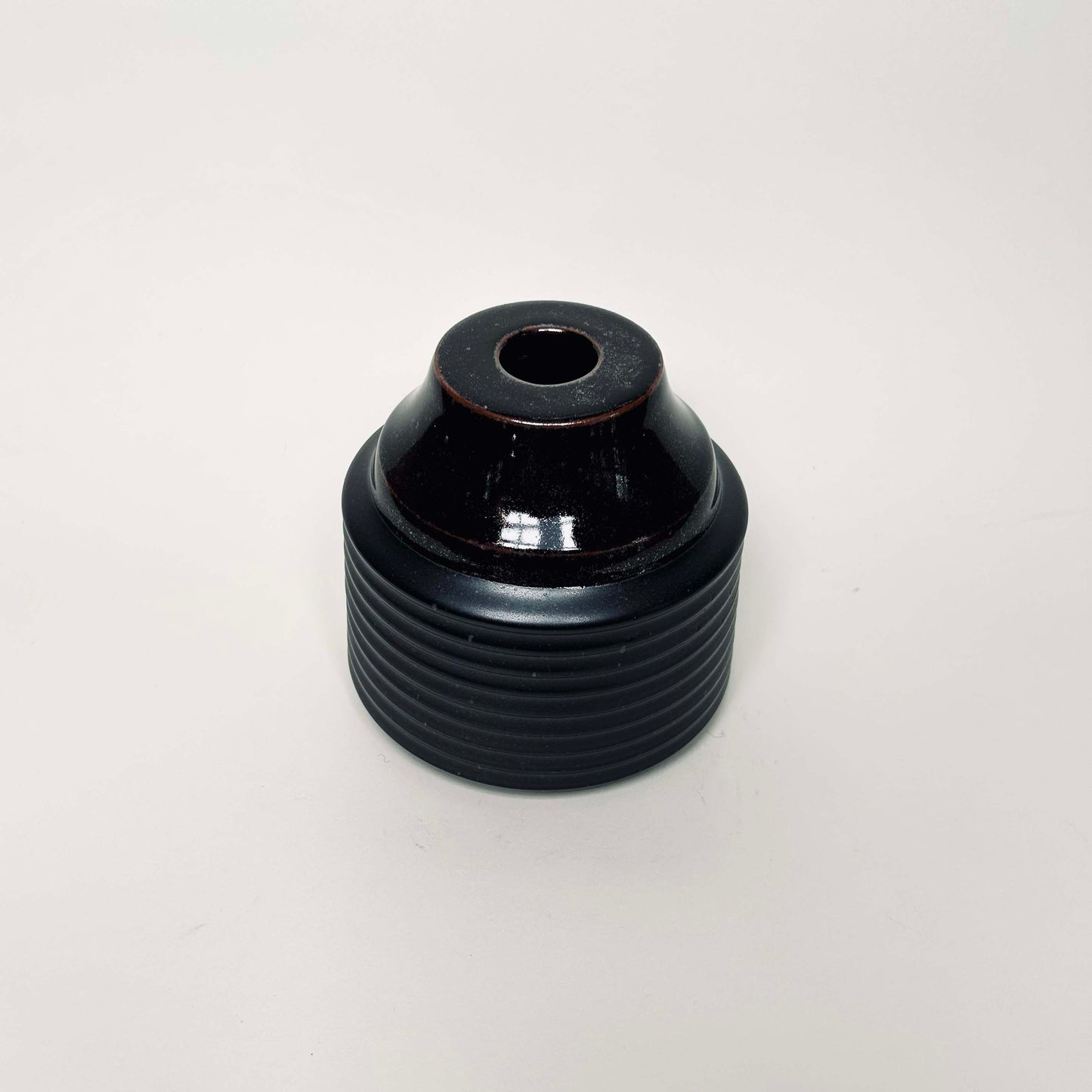 Cylindrical Ribbed Vase in Satin Black, No.3