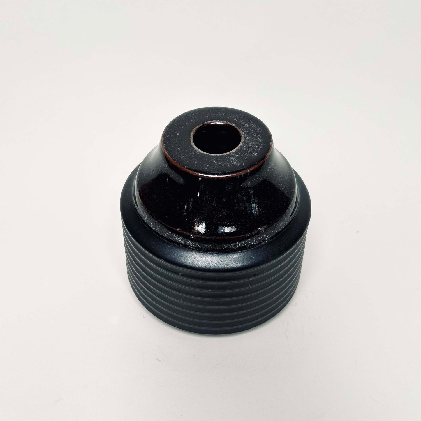 Cylindrical Ribbed Vase in Satin Black, No.3