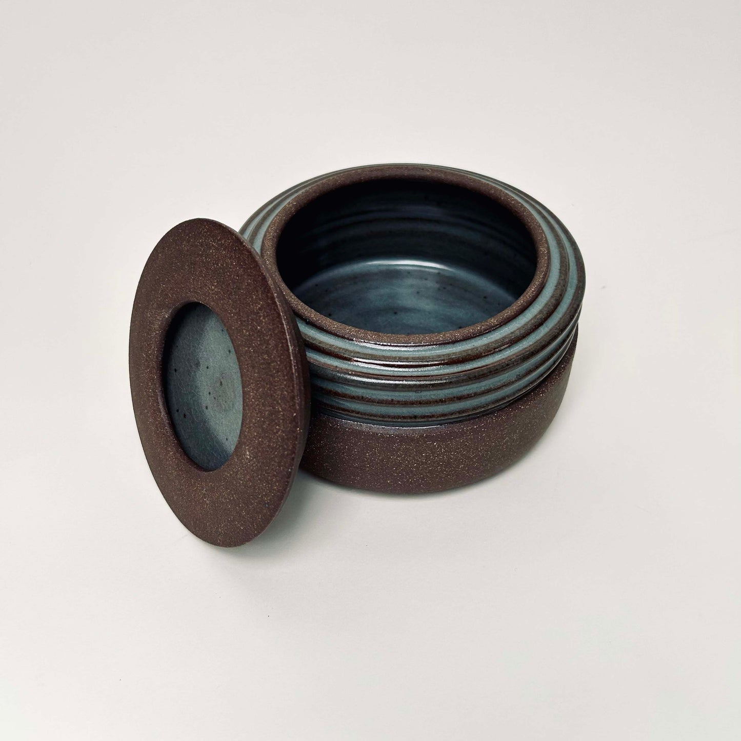 Wide Cylindrical Lidded Vessel in Celadon