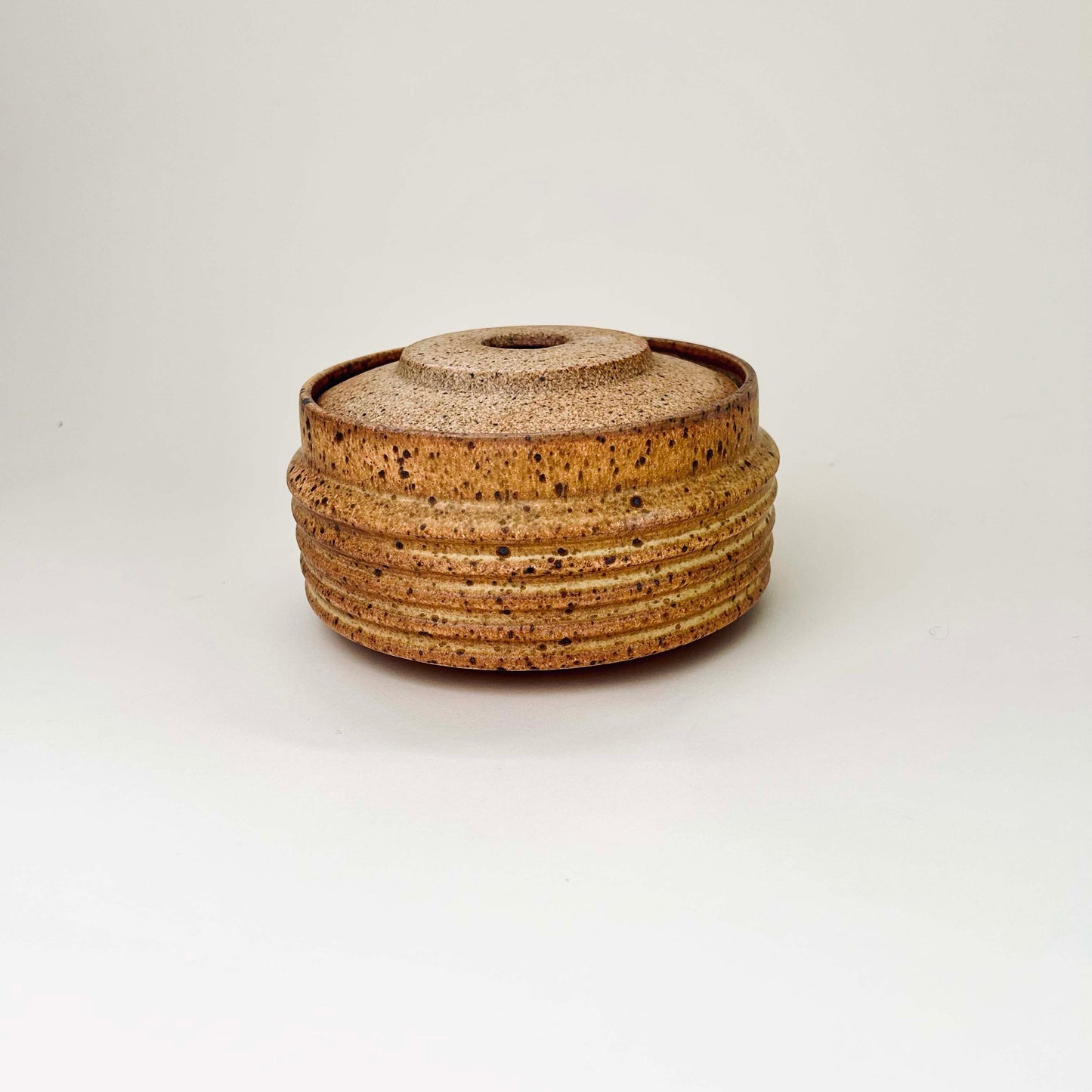 Cylindrical Ribbed Vessel w/ Inset Lid in Yellow Salt