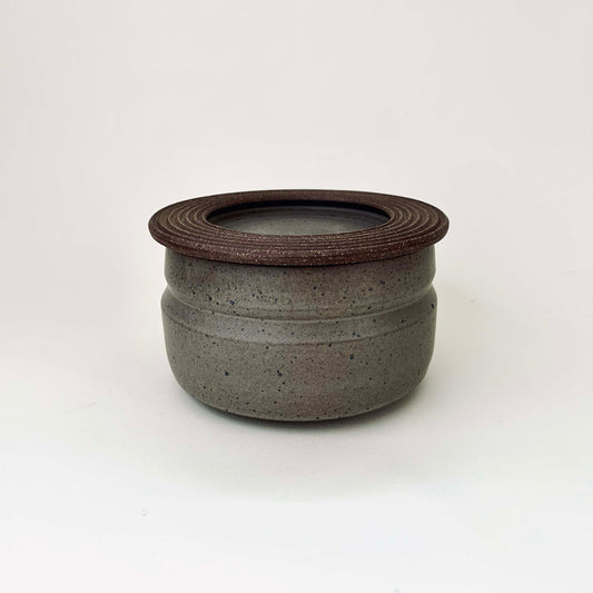Wide Vessel w/ Textured Lid in Greige