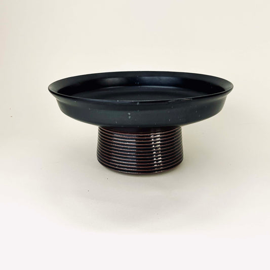 Wide Pedestal Bowl in Black