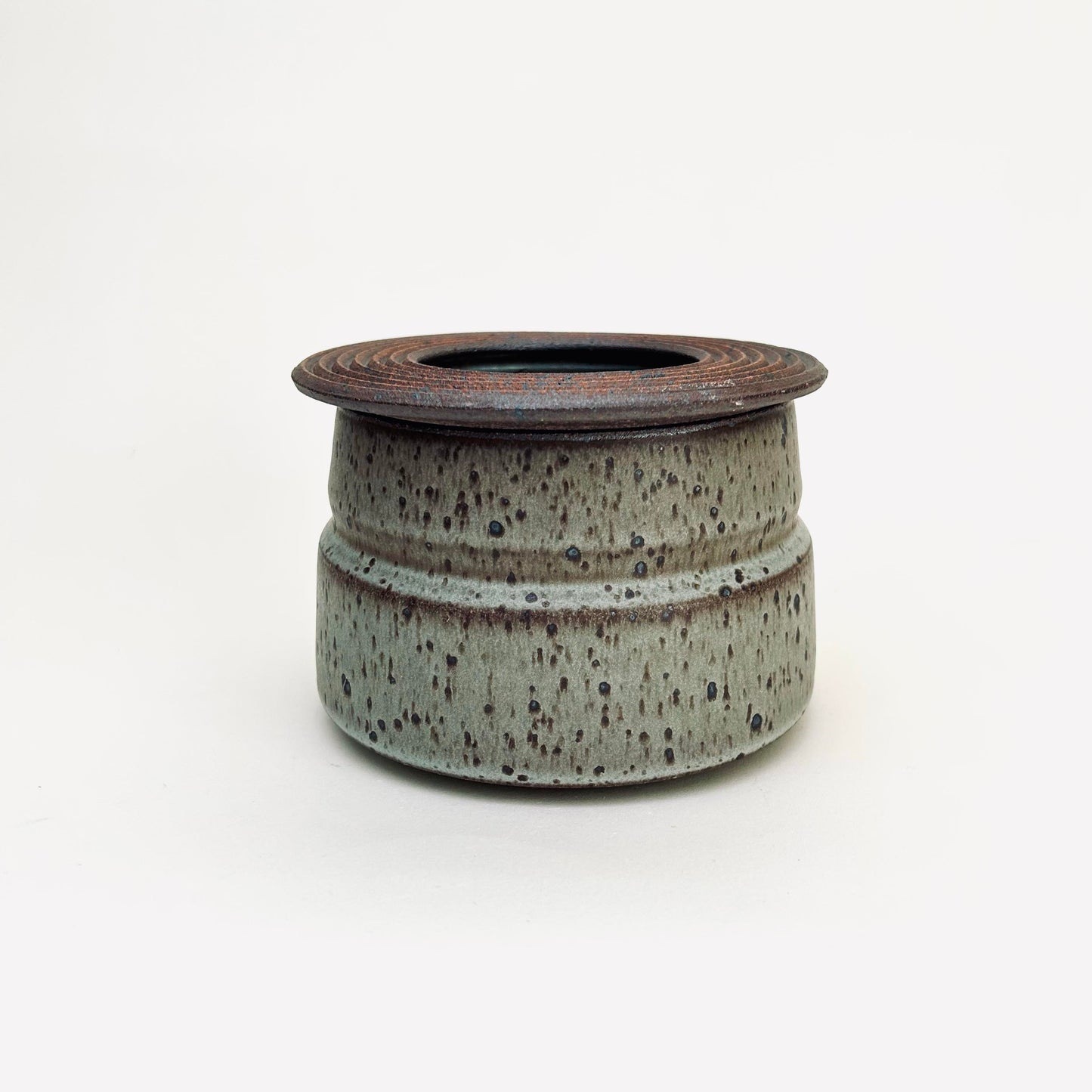 Wide Vessel w/ Textured Lid in Blue Fog
