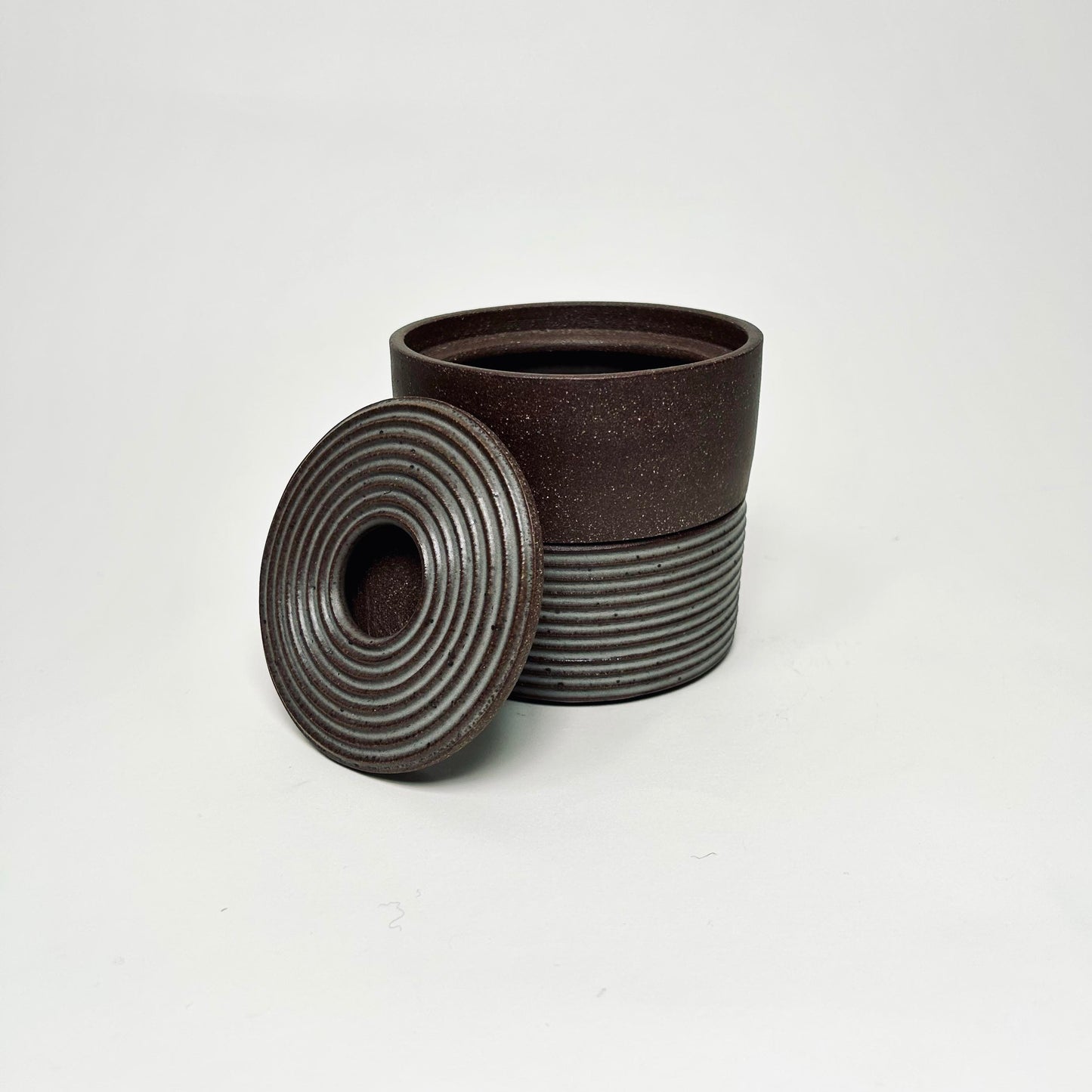 Two-Tiered Cylindrical Ribbed Lidded Container in Greige
