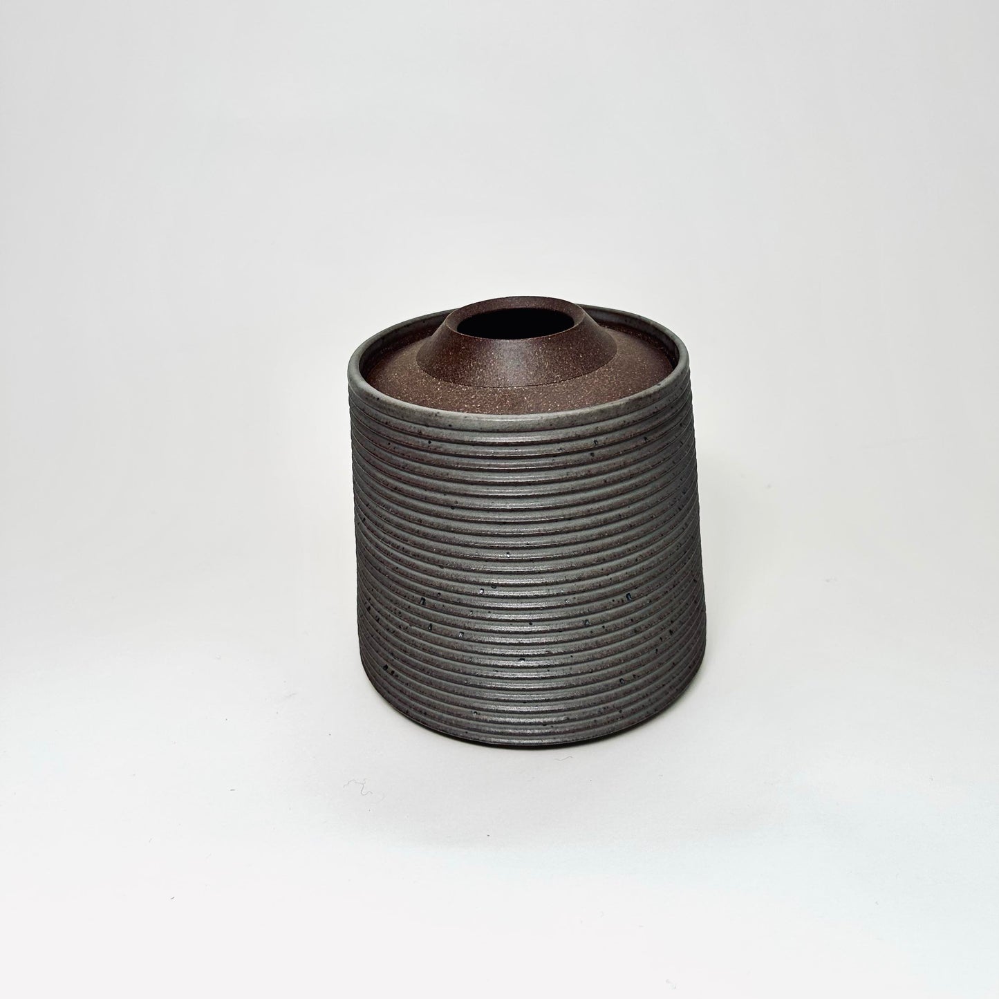 Tapered Vessel w/ Angular Lid in Greige