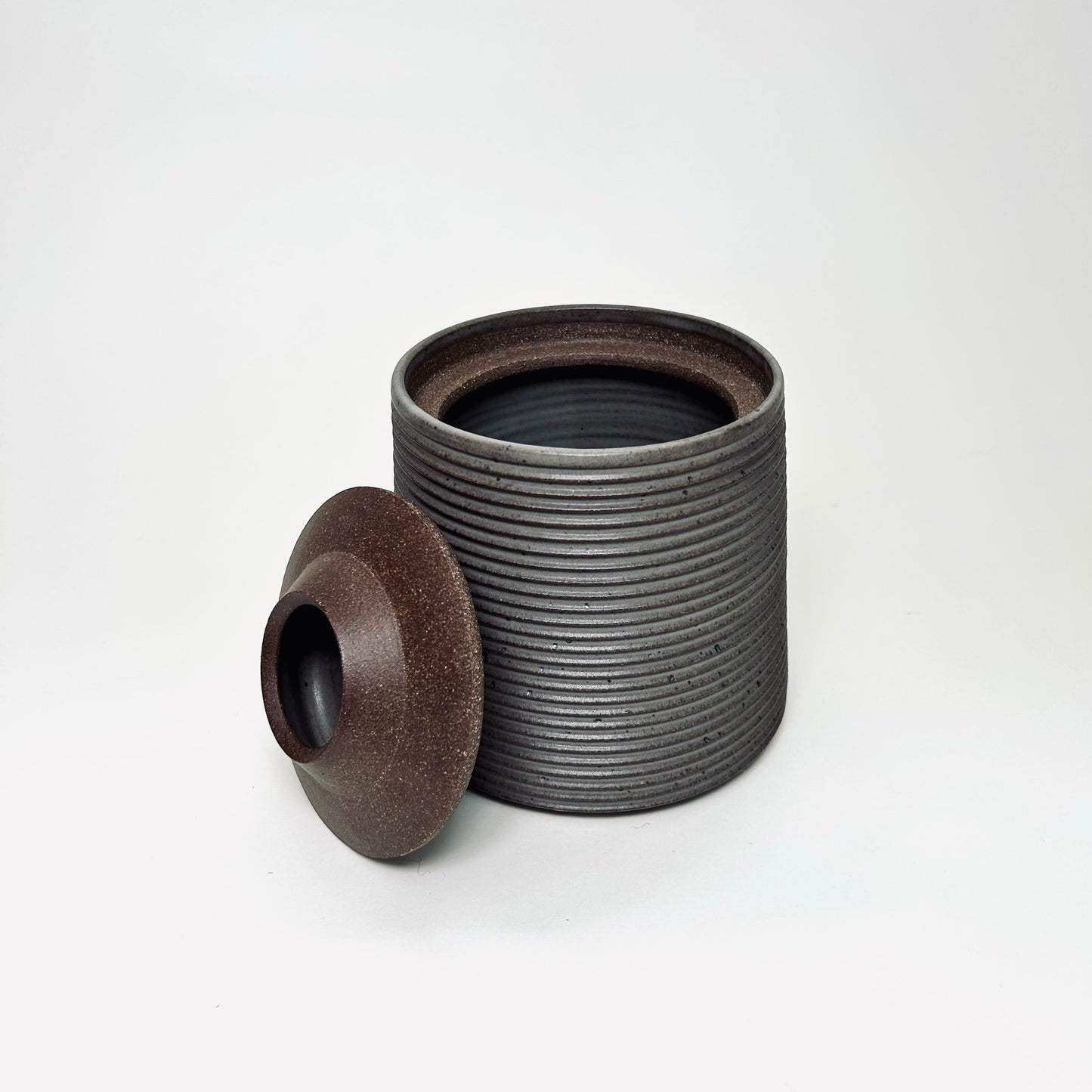 Tapered Vessel w/ Angular Lid in Greige