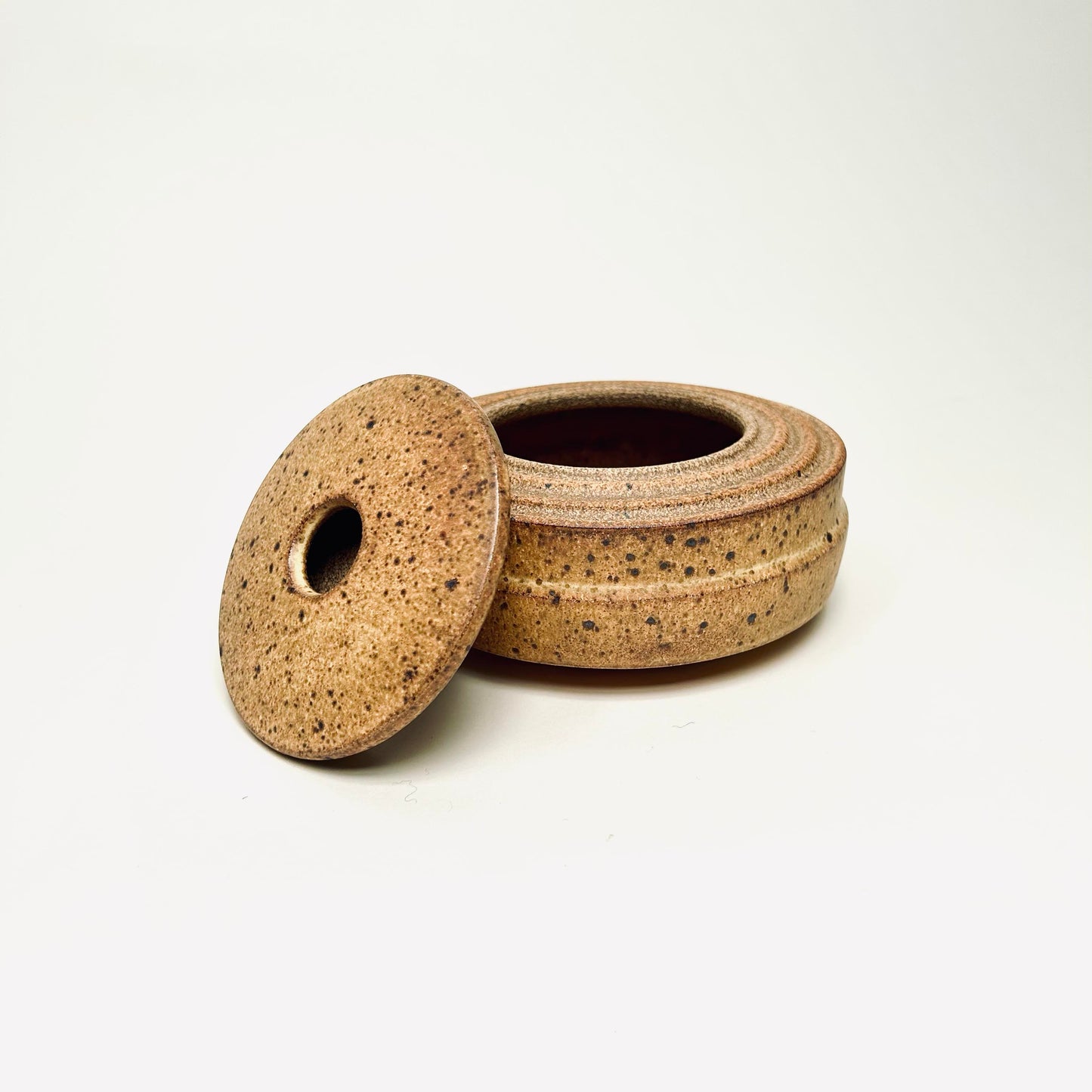 Cylindrical Vessel w/ Ribbed Texture in Yellow Salt