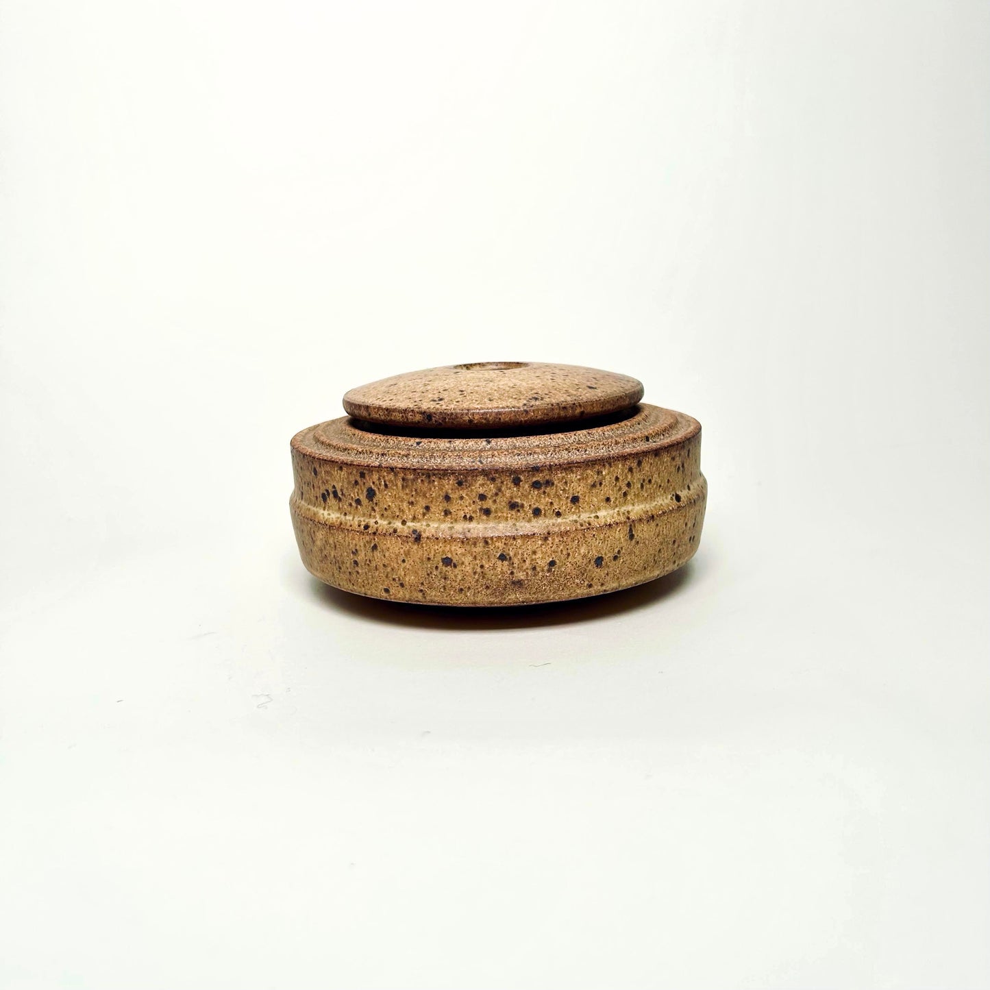 Cylindrical Vessel w/ Ribbed Texture in Yellow Salt