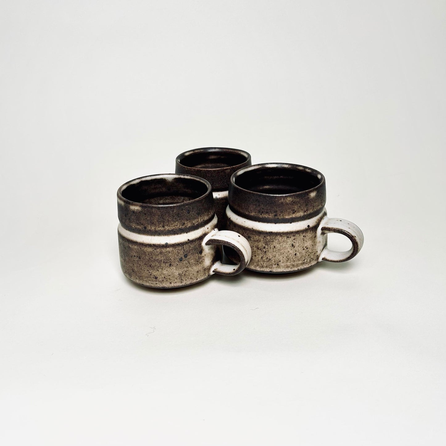 Small Angular Expresso Cup in Mocha Creme